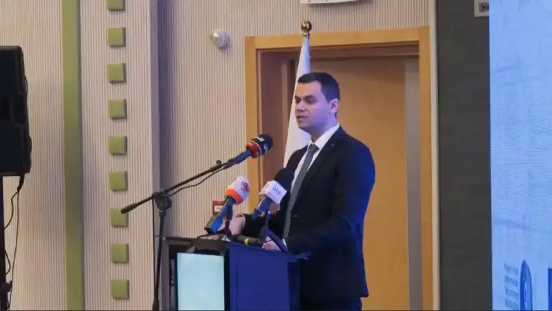 وزير الاتصالات والاقتصاد الرقمي الفلسطيني
