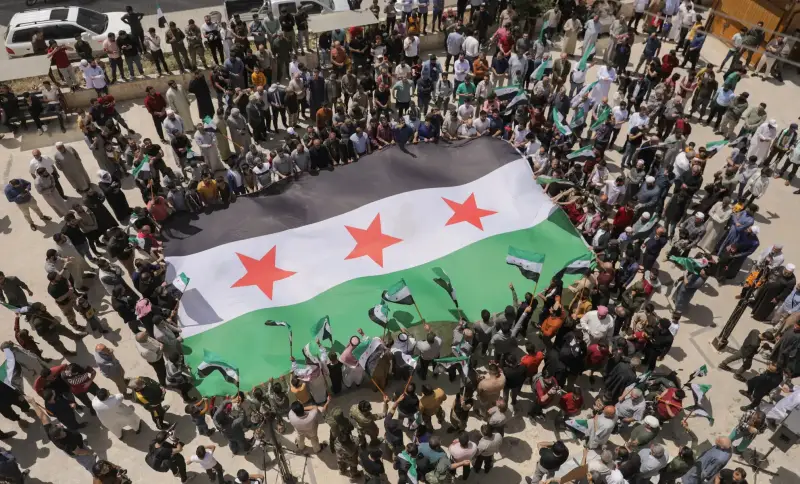 تفاصيل القرار الجديد بسماح دخول السوريين مصر