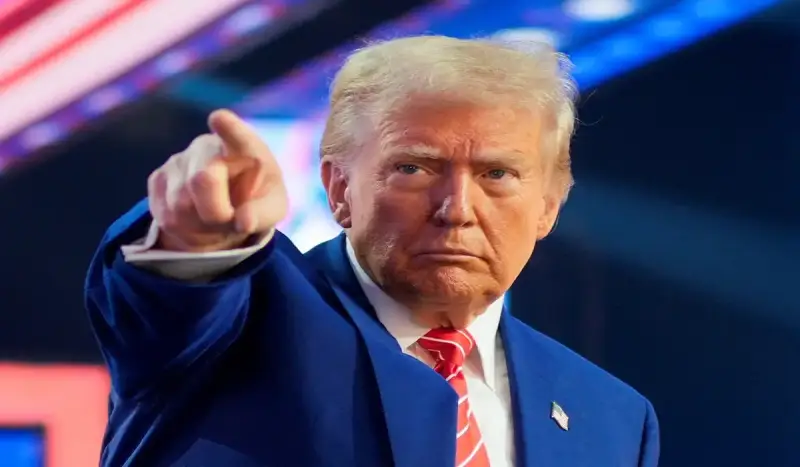 الرئيس الأمريكي دونالد ترامب