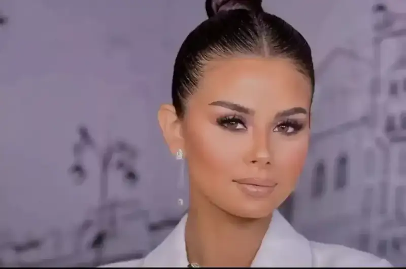 منة عرفة