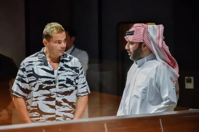 تركي آل الشيخ وعمرو دياب