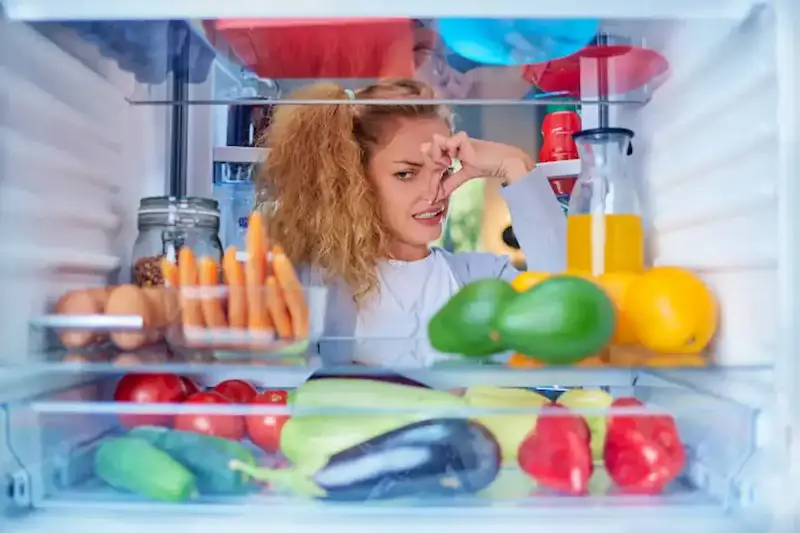 روائح الثلاجة الكريهة