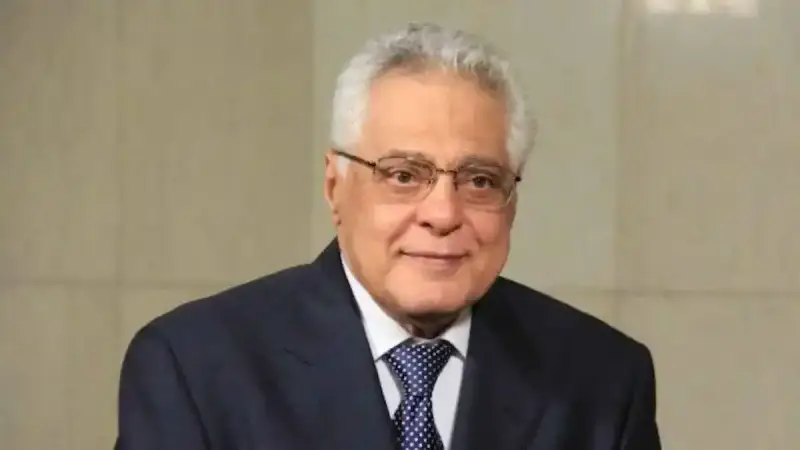 مرض توفيق عبد الحميد