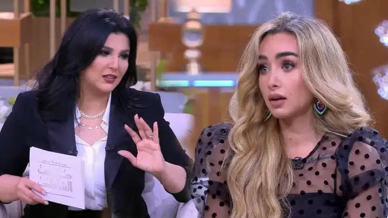 هنا الزاهد