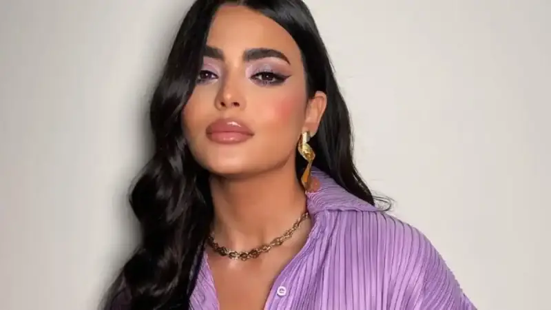 أسماء جلال