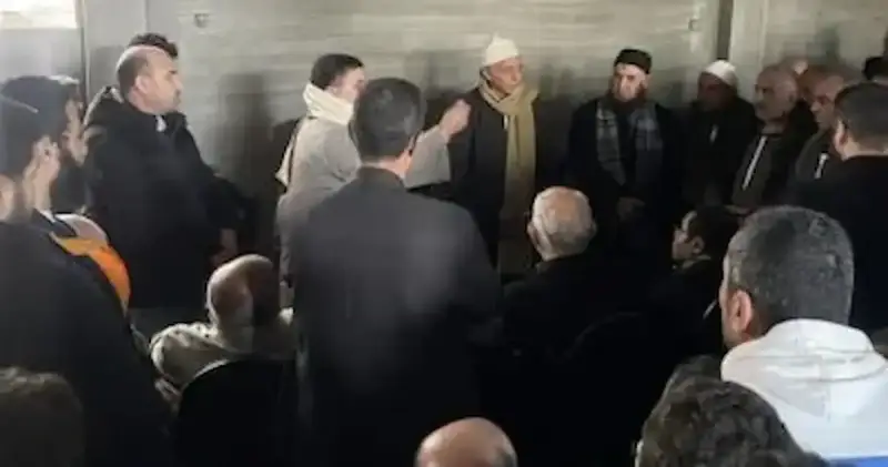 عبد العزيز مخيون يدفع دية ضحية نجله