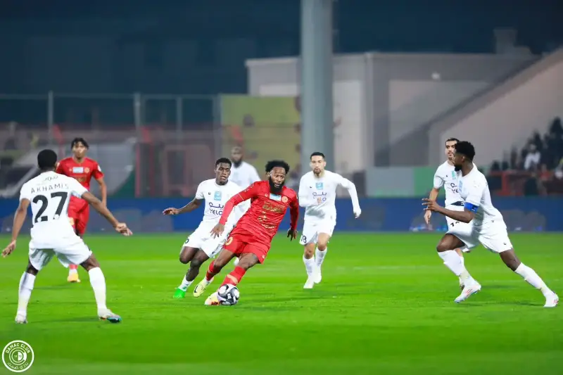 الأخدود ضد ضمك