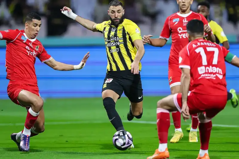 الوحدة ضد الاتحاد