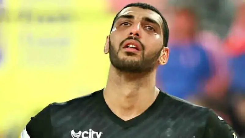 سيف الدرع