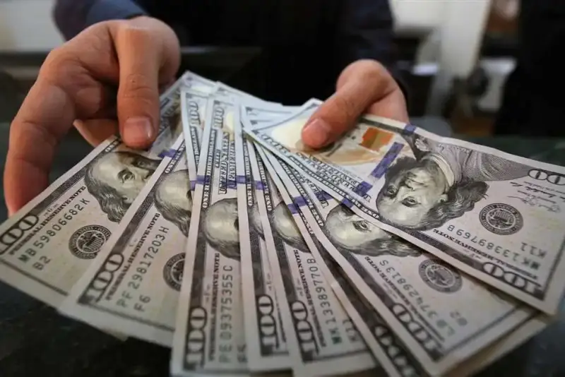 سعر الدولار مقابل الدينار العراقي
