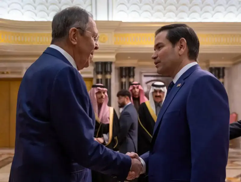الوفود الروسية والأميركية
