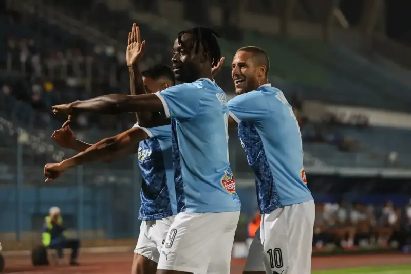 بيراميدز ضد طلائع الجيش