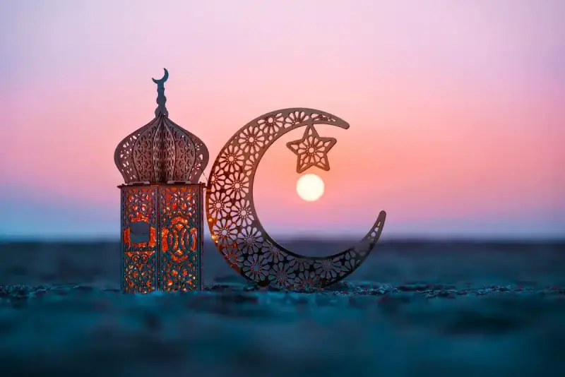 متى رمضان 2025 حسب العد التنازلي في الجزائر؟ وكيف يتم تحديد ليلة الشك؟