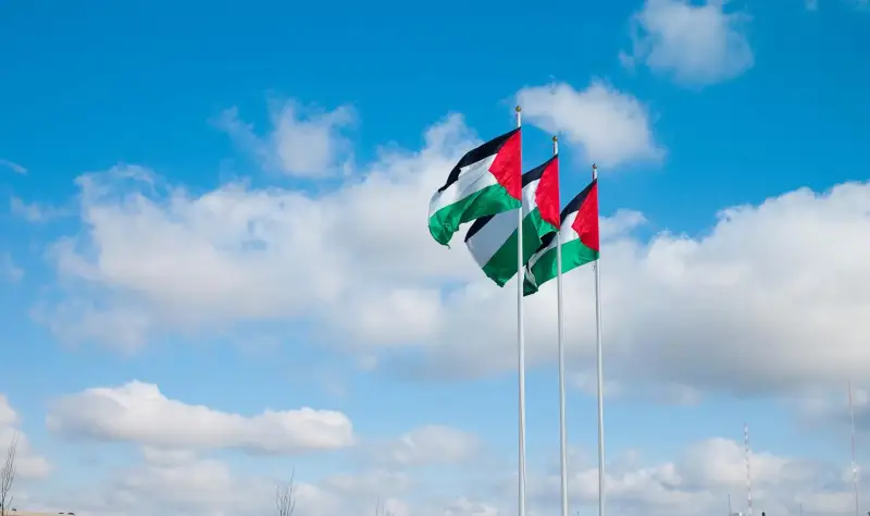 فلطسين