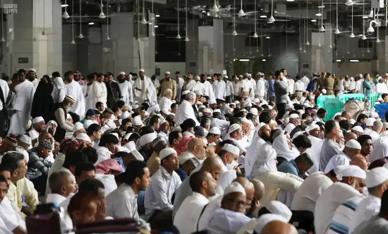 موعد التسجيل للاعتكاف في الحرمين الشريفين خلال شهر رمضان 1446
