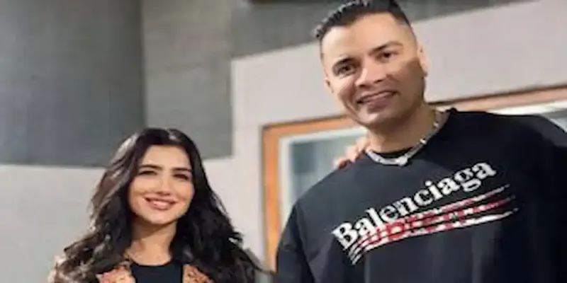 مي عمر وحسن شاكوش