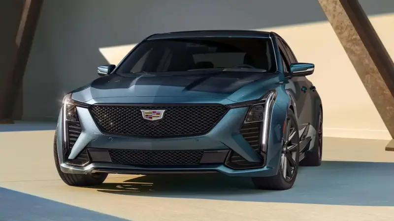 مواصفات كاديلاك CT5 موديل 2025