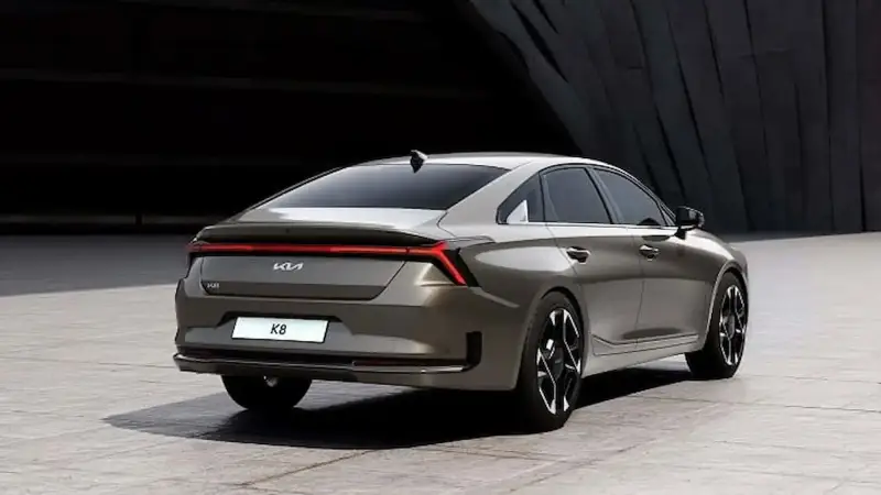 مزايا ومواصفات سيارة كيا K8 موديل 2025 الفيس ليفت