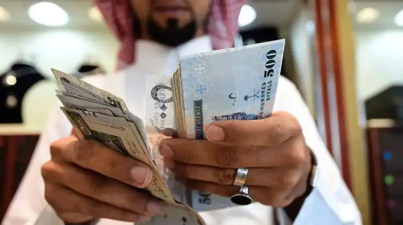موعد نزول الراتب في السعودية