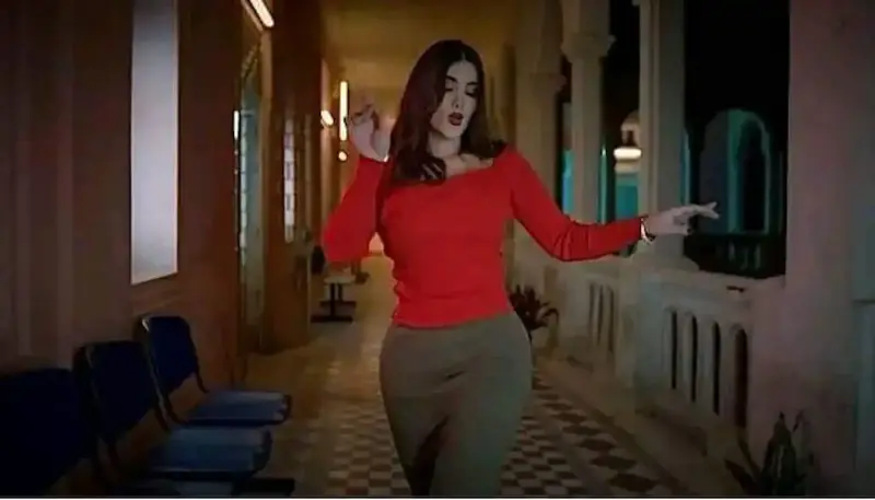 دينا رفارف