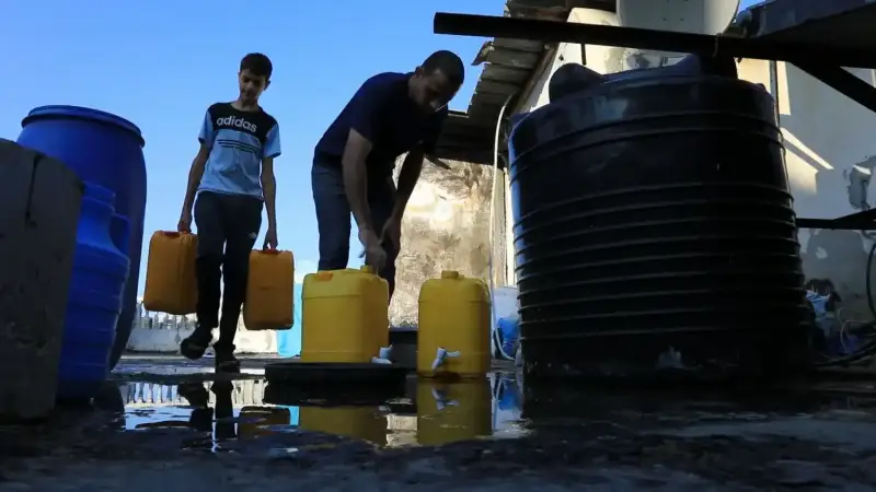توقف إمدادات مياه الشرب في غزة
