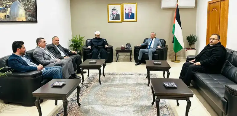 وزير الأوقاف الفلسطيني مع رئيس هيئة الشؤون الدينية