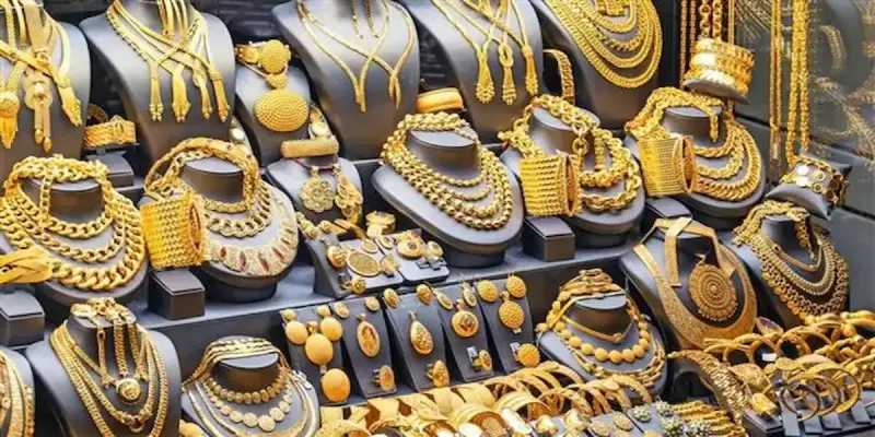 سعر جرام الذهب عيار 21 نهاية التعاملات