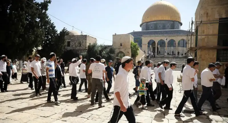اقتحام المسجد الأقصى