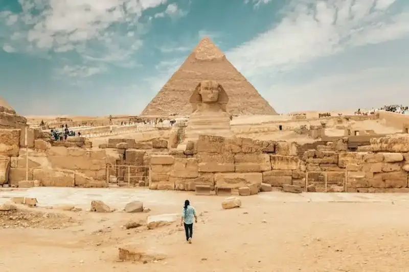 حقيقة الأعمدة الموجودة تحت هرم خفرع