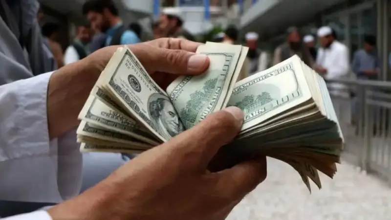 سعر الدولار مقابل الدينار العراقي