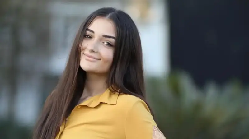 ملك أحمد زاهر