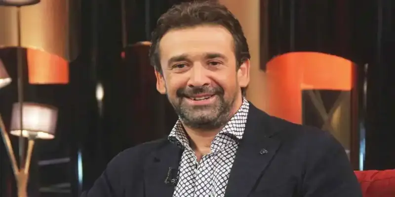 كريم عبد العزيز