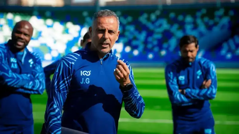 البرتغالي جوزيه جوميز مدرب الفتح السعودي