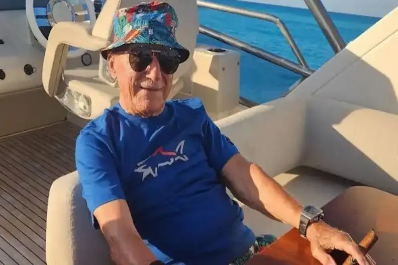 وفاة رجل الأعمال ميشيل أحد