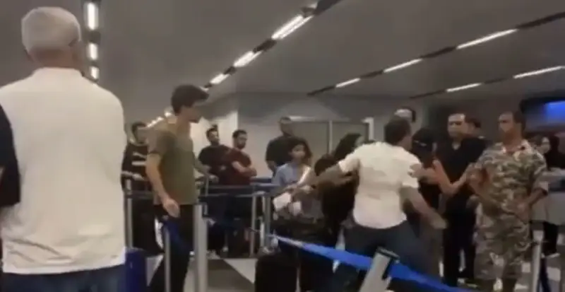 لقطة من فيديو الشجار المتداول