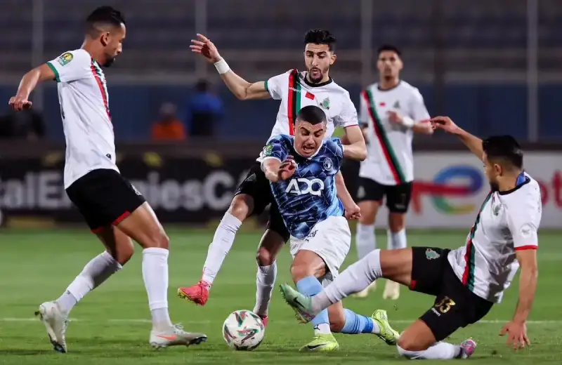 الجيش الملكي ضد بيراميدز