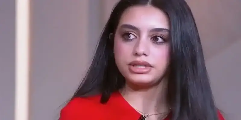 الفنانة المصرية الشابة ياسمينا العبد