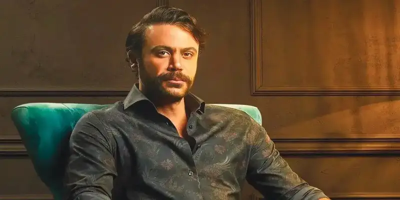 الفنان  المصري محمد إمام