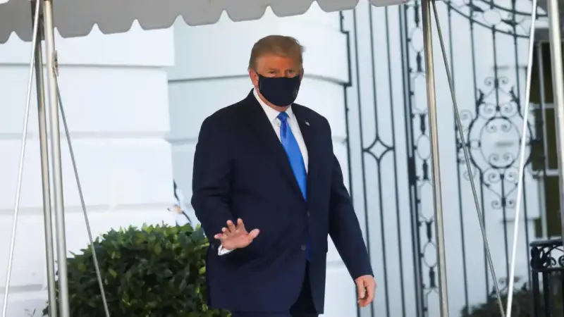 فحص الرئيس الأمريكي دونالد ترمب