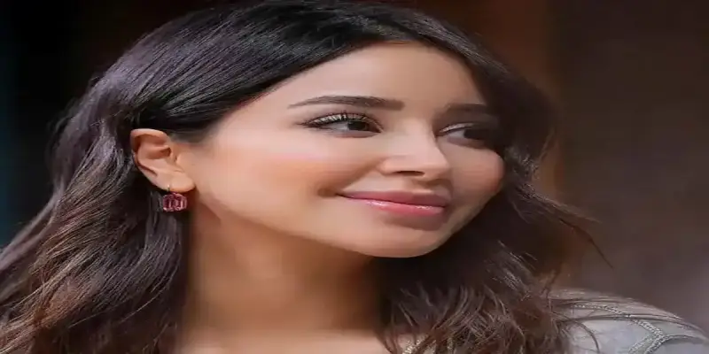 الفنانة السعودية آسيل عمران