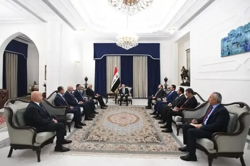 الرئيس العراقي يستقبل وزير الداخلية الفلسطيني