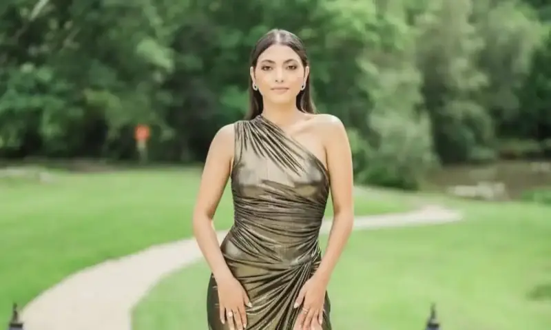 الفنانة المصرية مي الغيطي