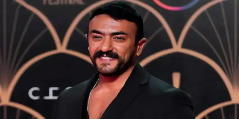 الفنان المصري أحمد العوضي