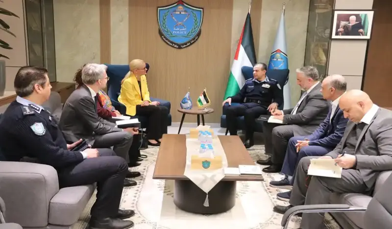 مدير الشرطة الفلسطينية يلتقي برئيس بعثة الشرطة الأوروبية
