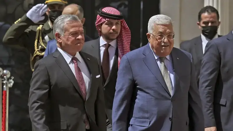 الرئيس الفلسطيني وملك الأردن