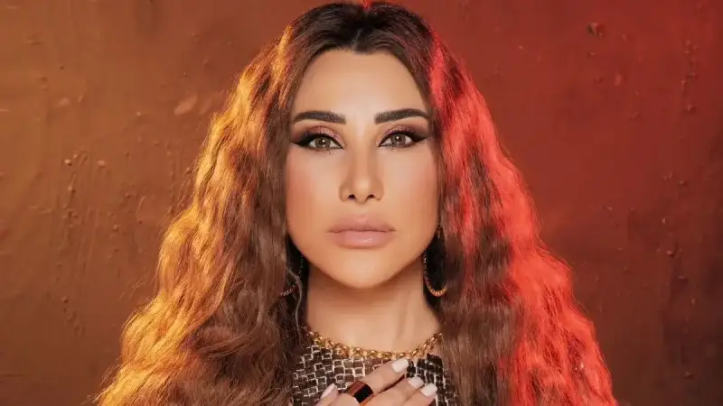 الفنانة اللبنانية نجوى كرم