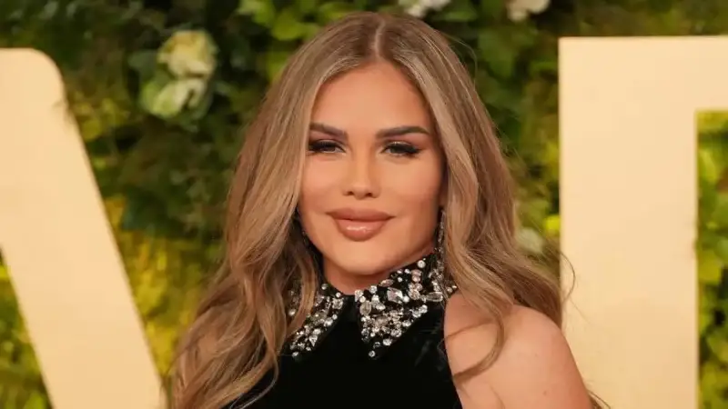 الفنانة اللبنانية نيكول سابا