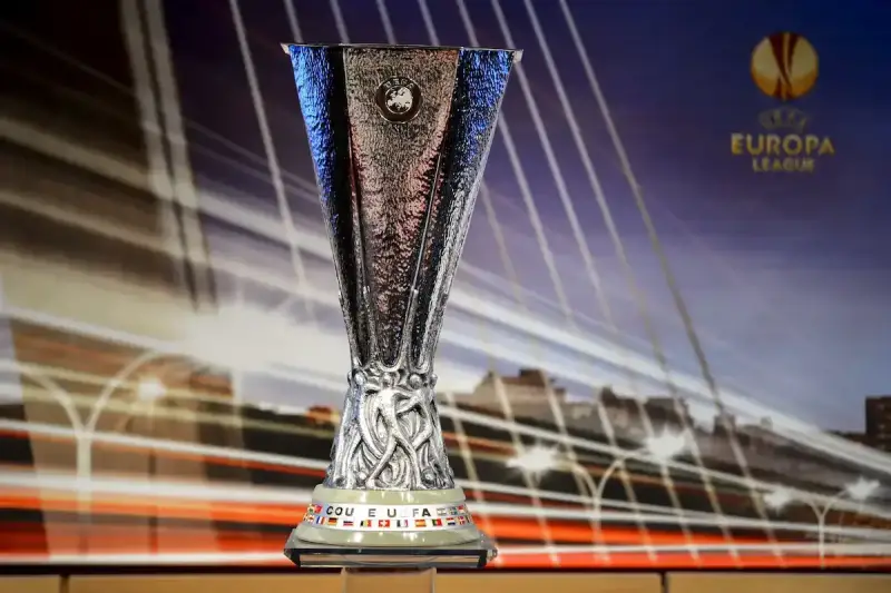 نصف نهائي الدوري الأوروبي 2025