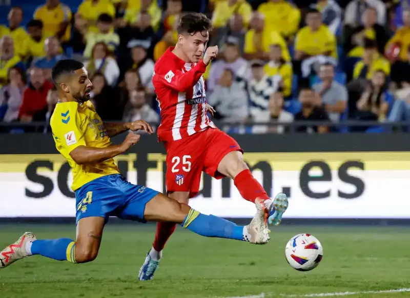 لاس بالماس ضد أتلتيكو مدريد