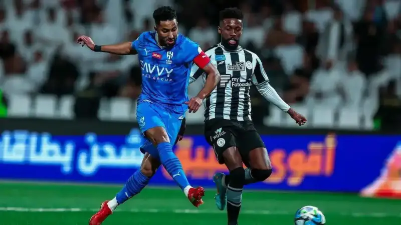 الهلال ضد الشباب